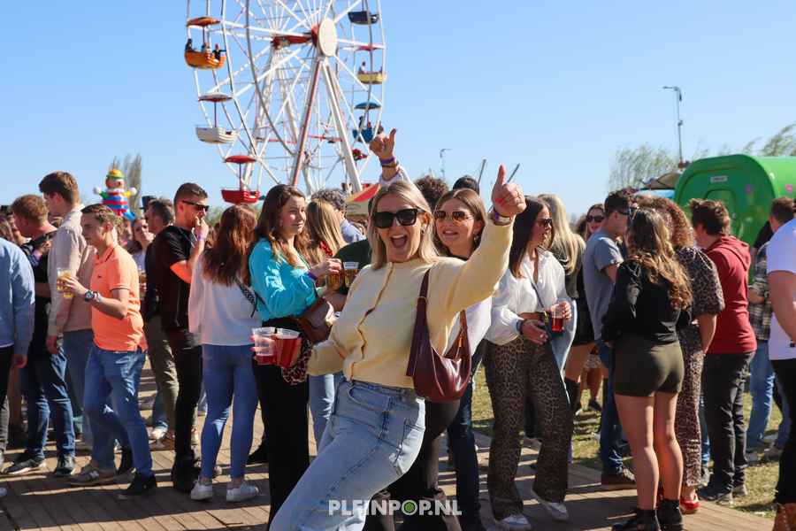 Sfeer Pleinpop Zondag (51)